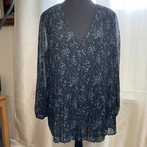 Signature Crepe Style Flowing Blouse Size M Black with Blue Spots.